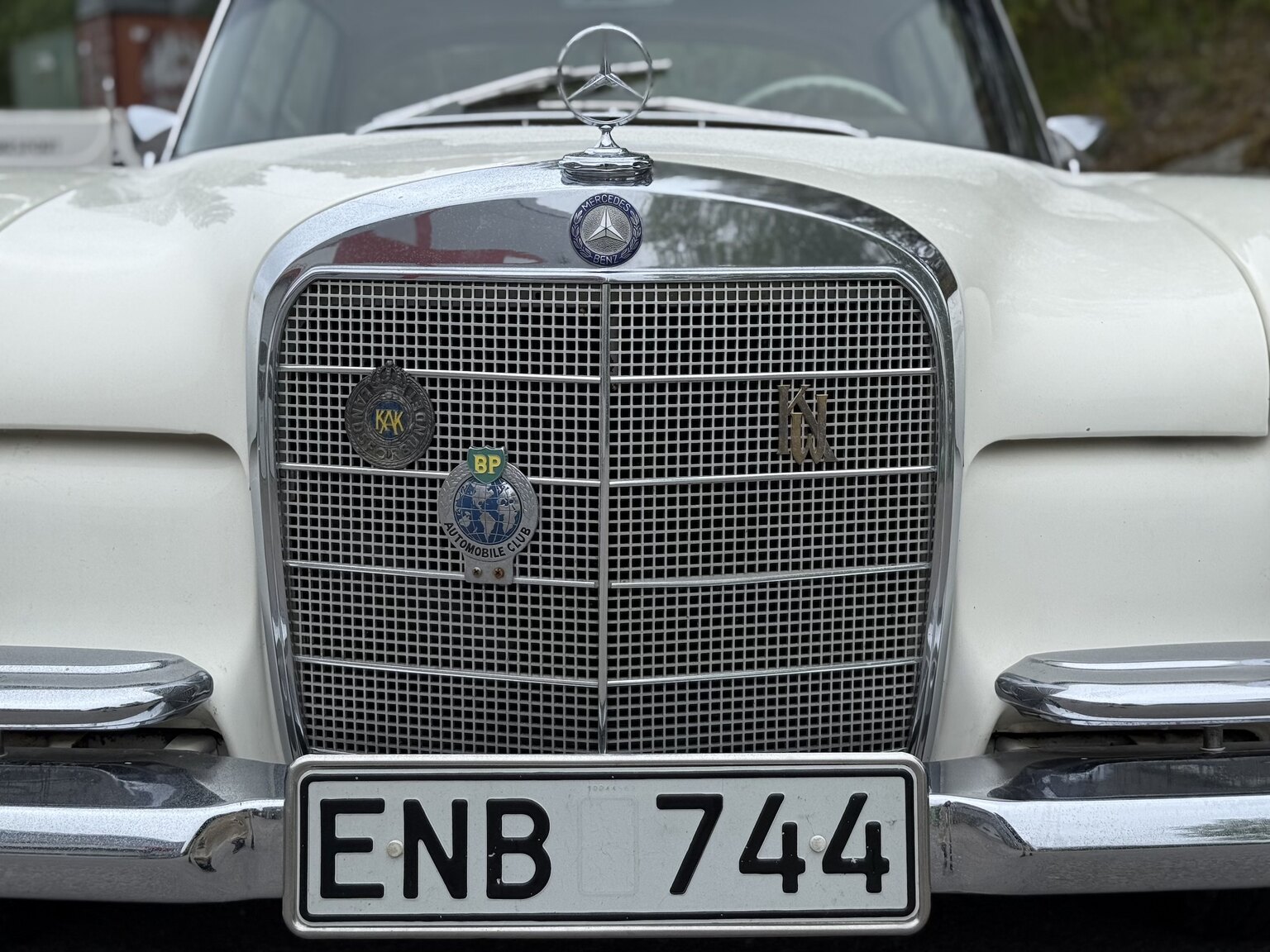 Exteriörbild på 1963 Mercedes-Benz 220 SE