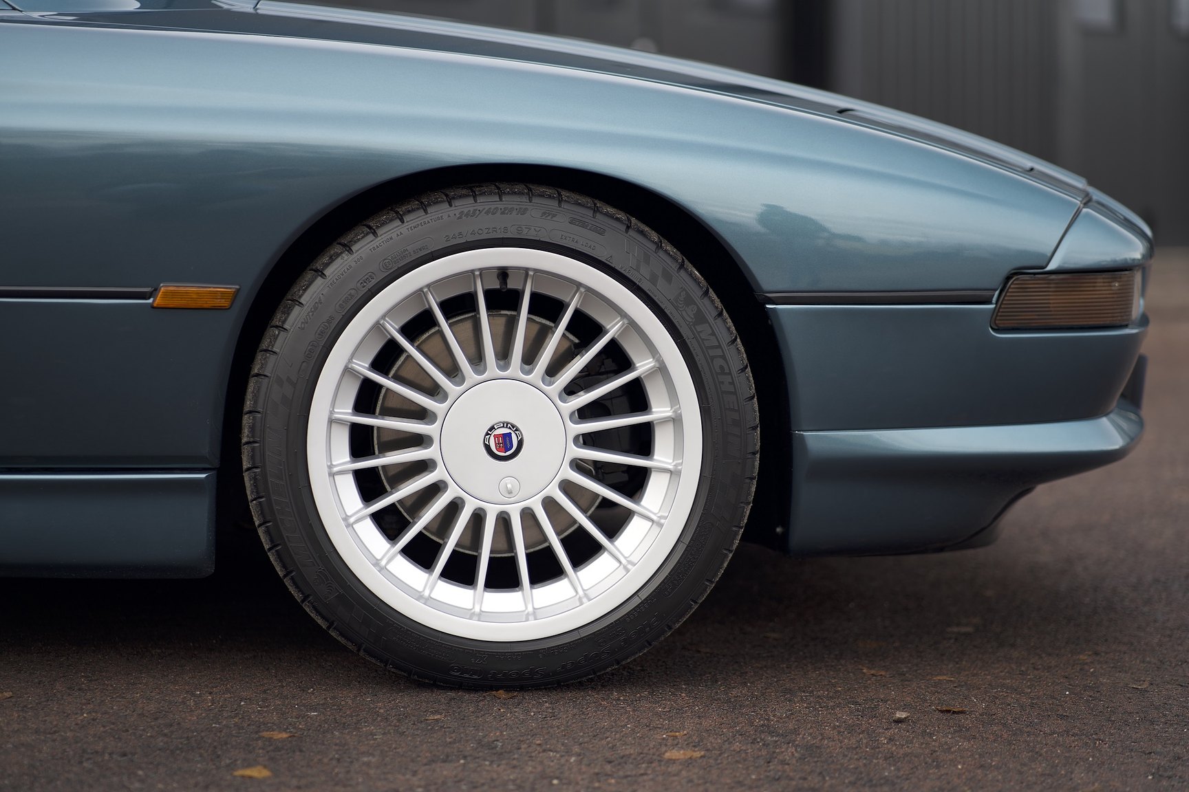 Aussenfoto 1992 BMW 850i 6-speed manual - NO RESERVE