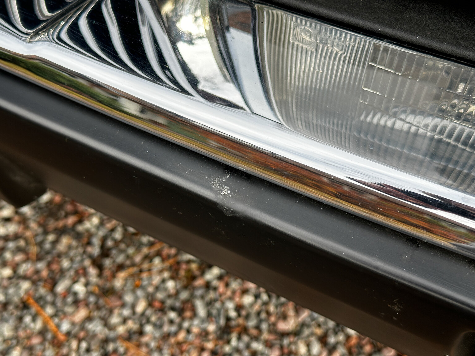 Exterior image of 1988 Jaguar XJ Sovereign