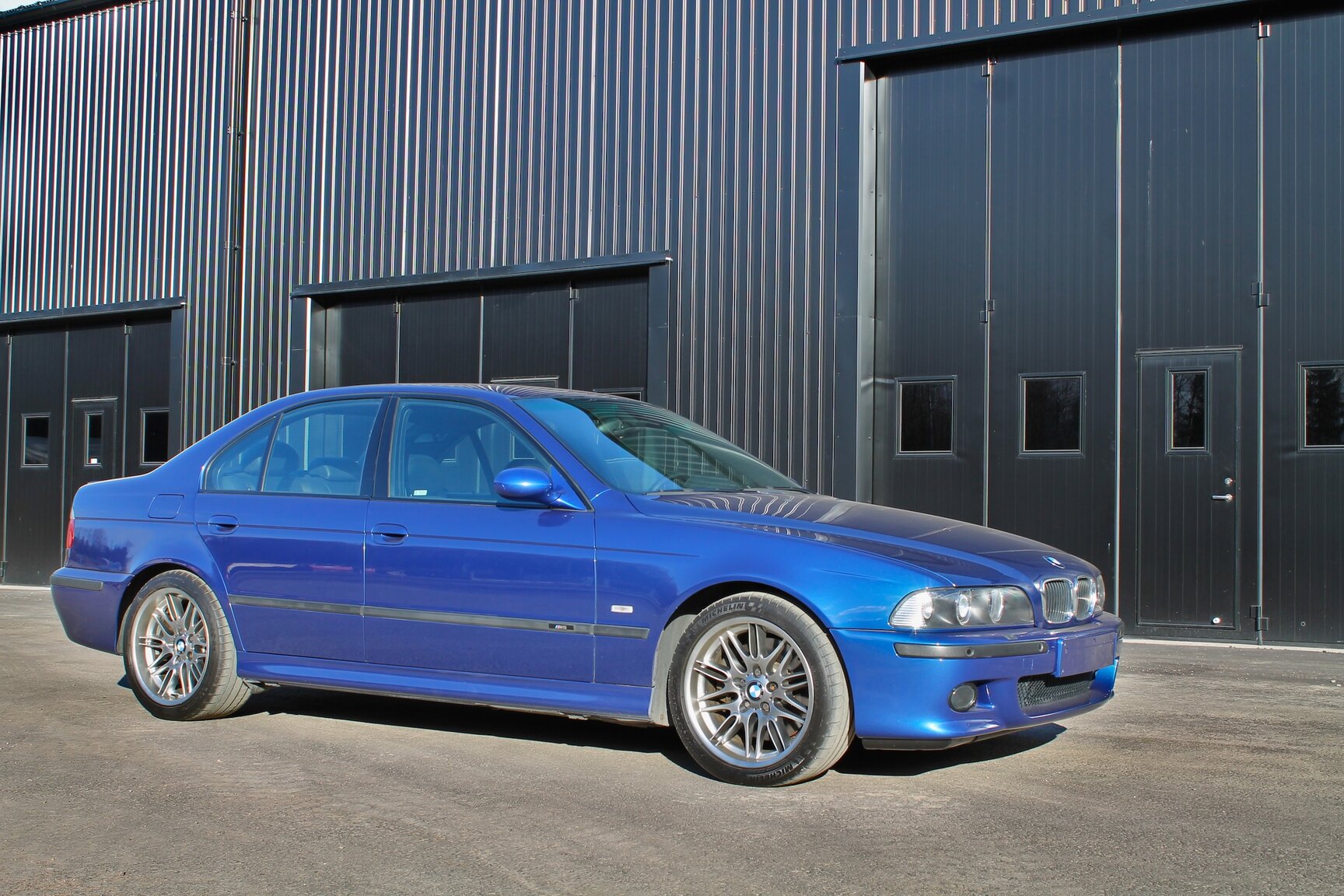 Aussenfoto 2003 BMW M5