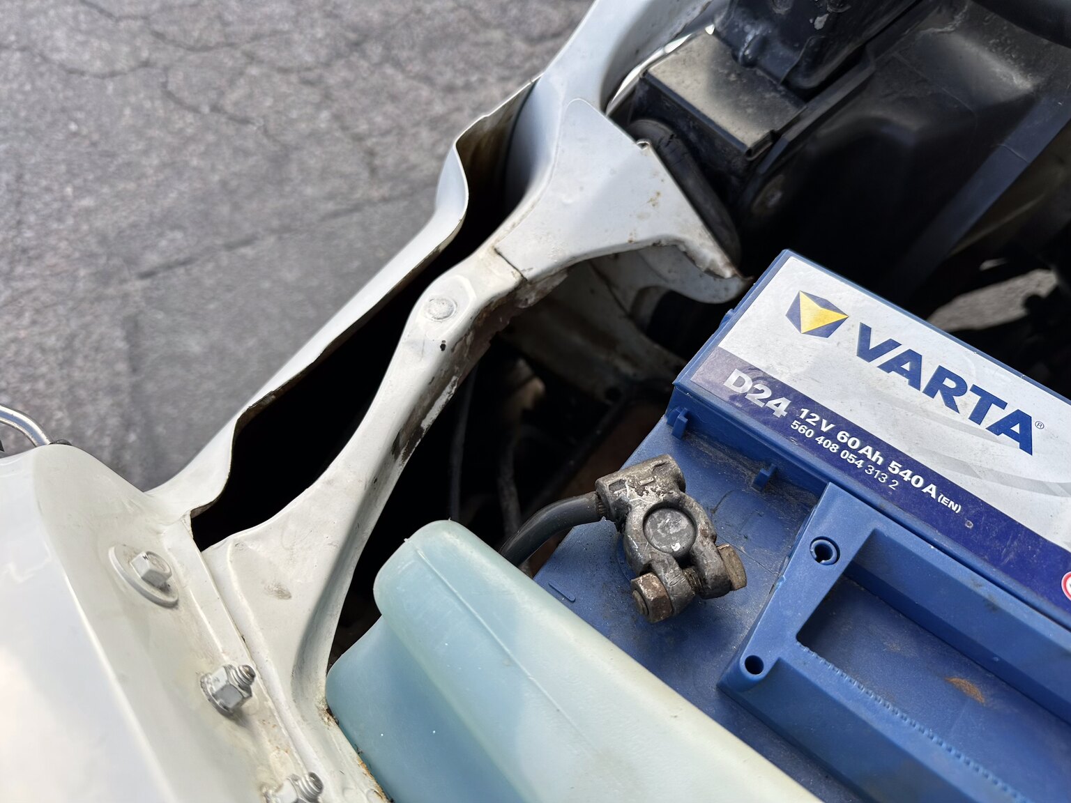 Image of 1975 Mercedes Benz 200 (22) mechanics