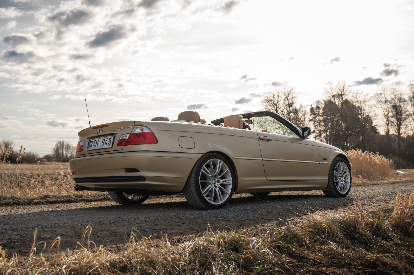 Exteriörbild på 2001 BMW 330Ci