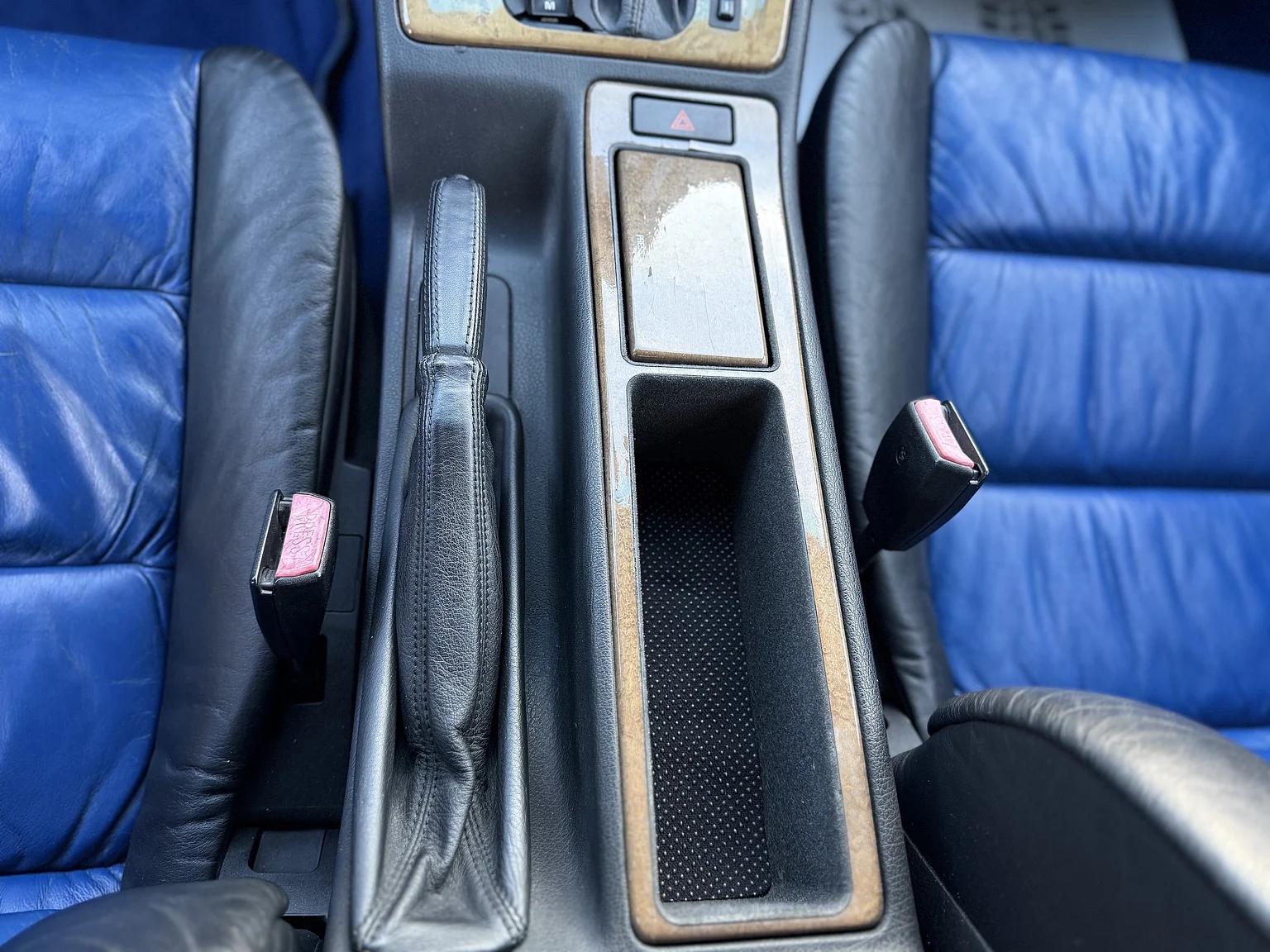 Interiörbild 1992 BMW 850iA - No Reserve (65)