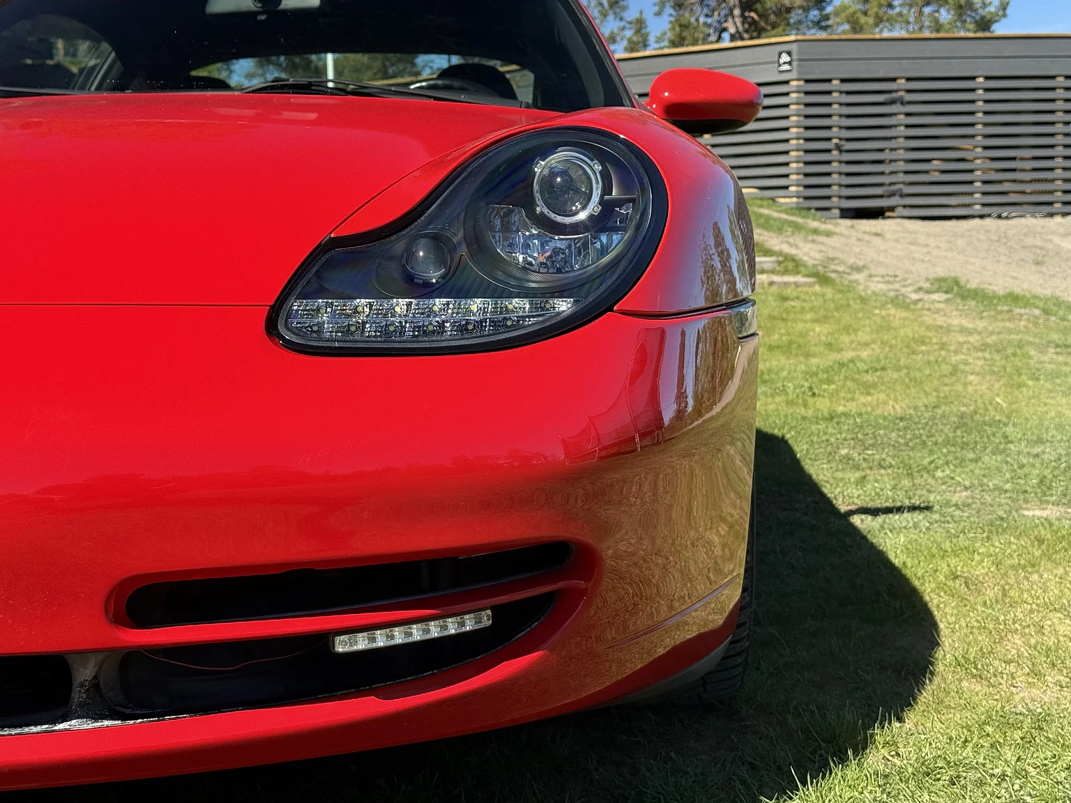 Exteriörbild på 1998 Porsche 996 Carrera (8)