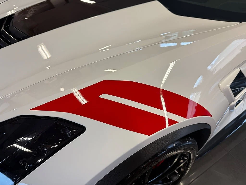 Bild von 2017 Chevrolet Corvette (14)