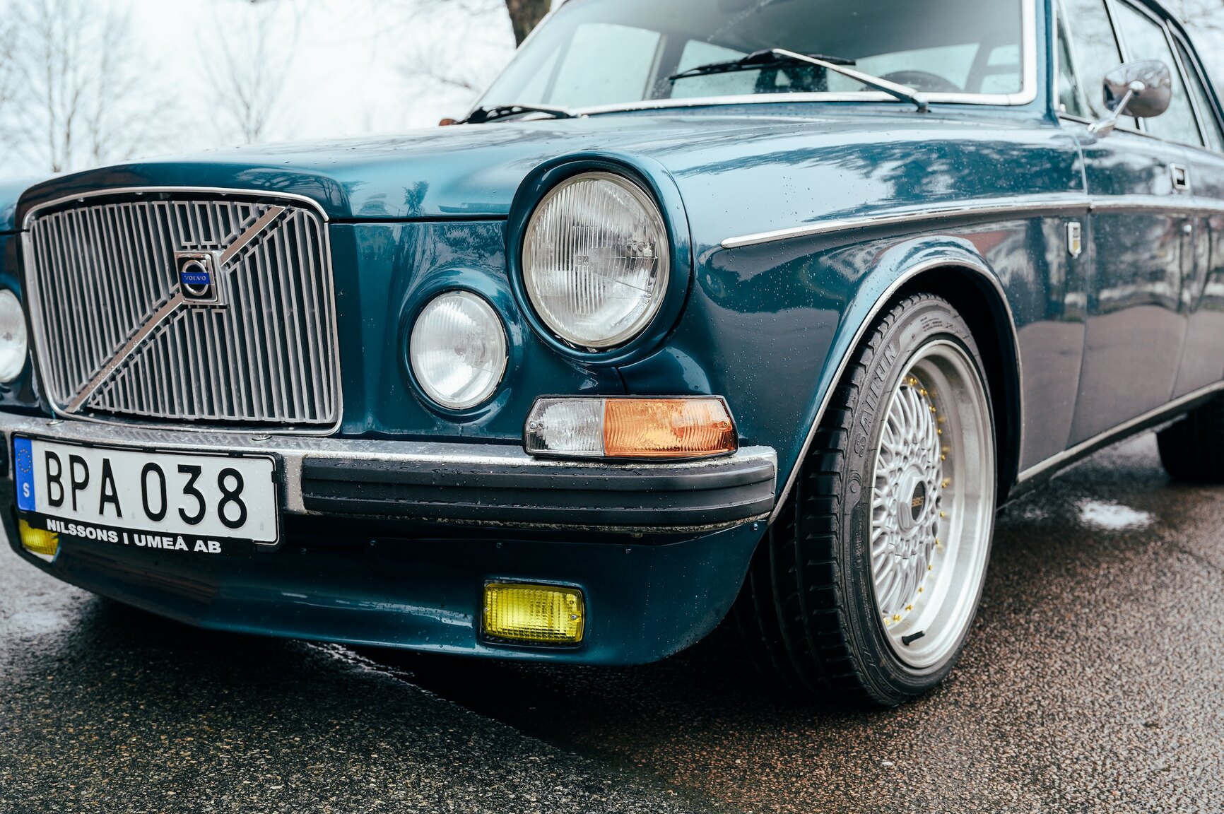 Exterior image of 1973 Volvo 164E 3.2