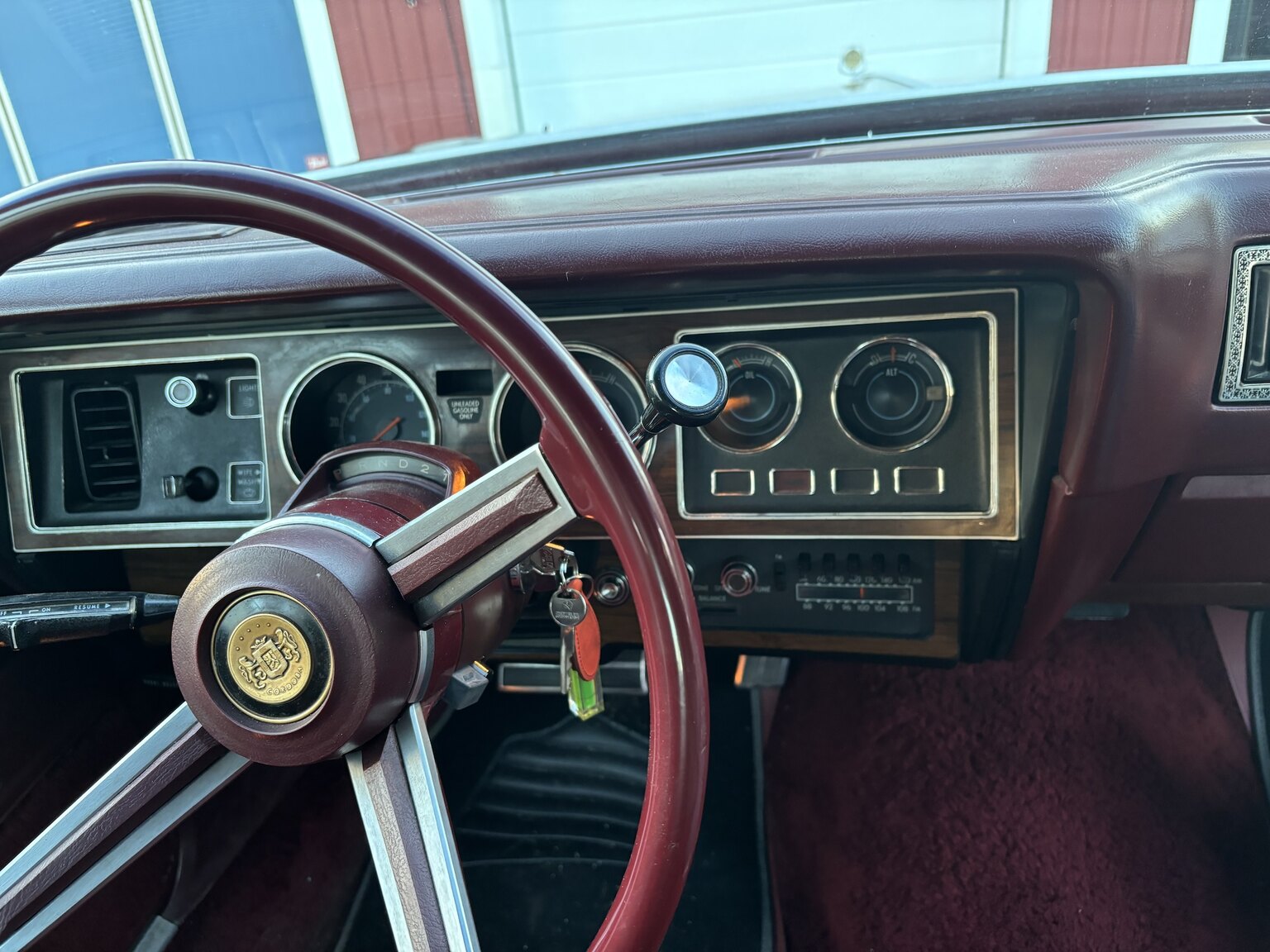 Interior image of 1976 Chrysler Cordoba