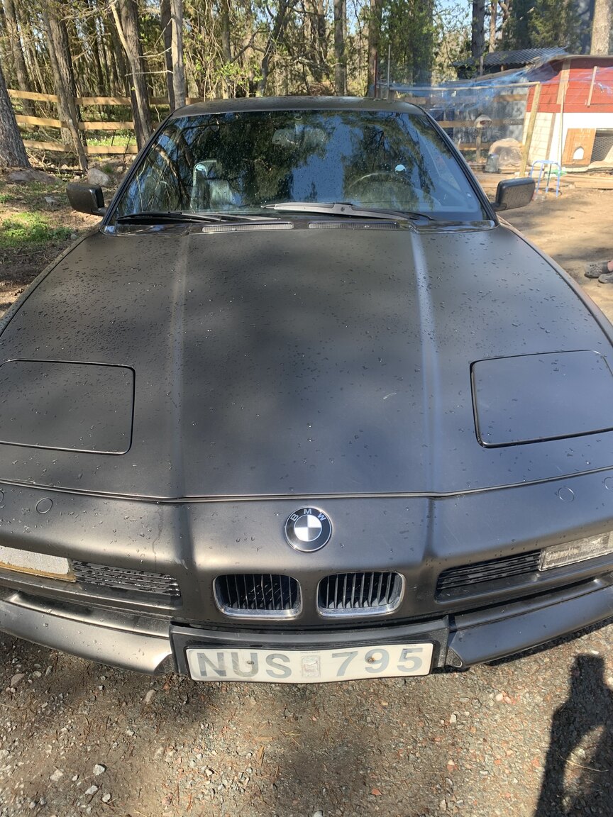 Exteriörbild på 1995 BMW 840i (13)