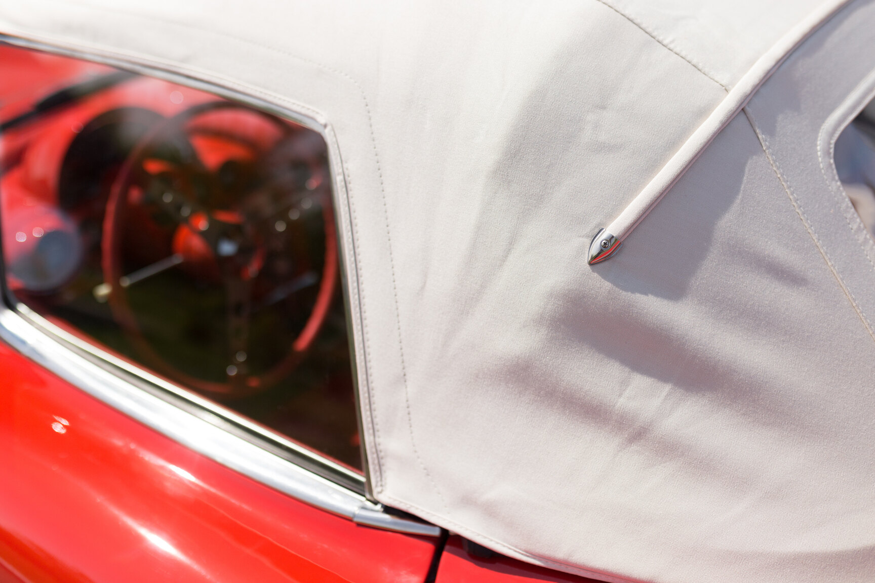 Exterior image of 1962 Corvette C1