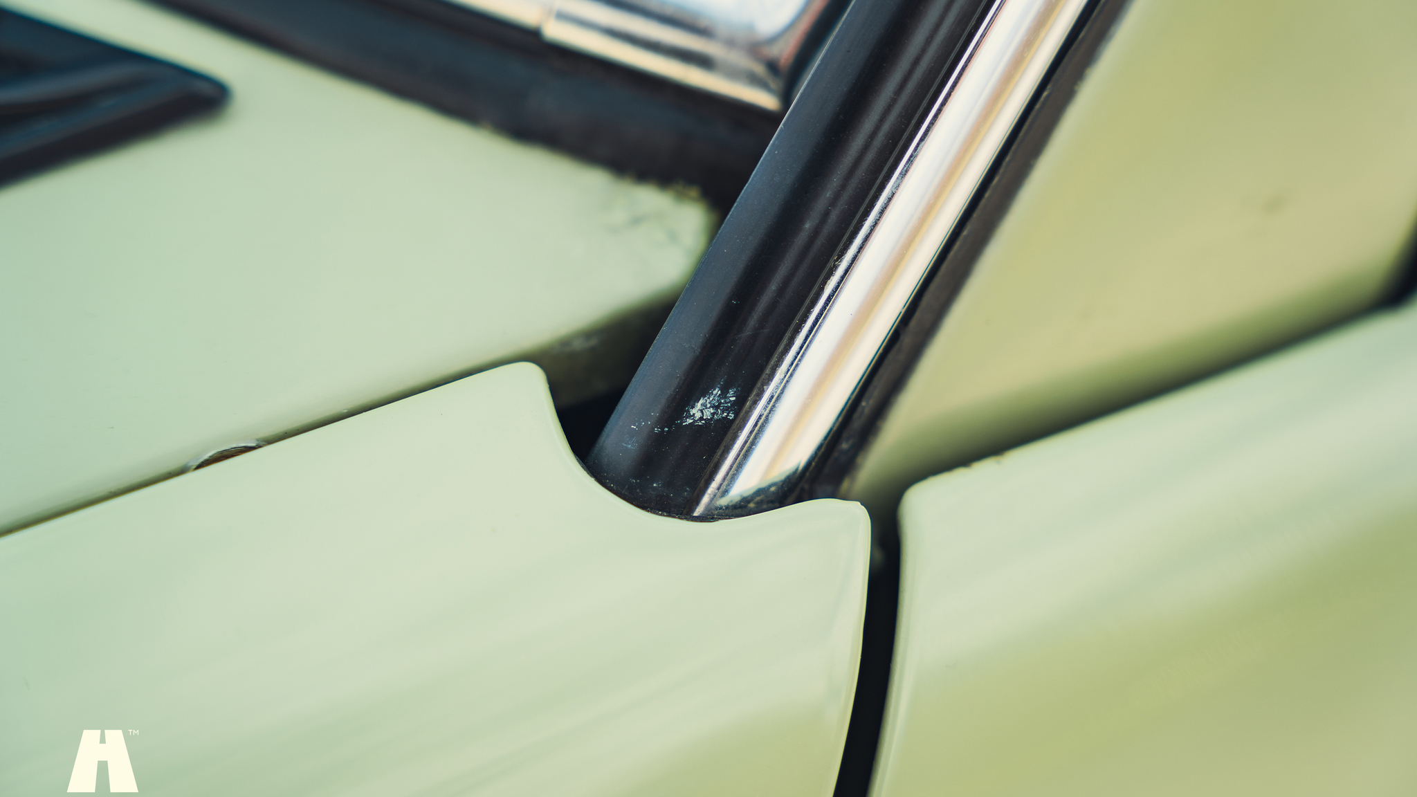 Exterior image of 1979 Mercedes Benz 230