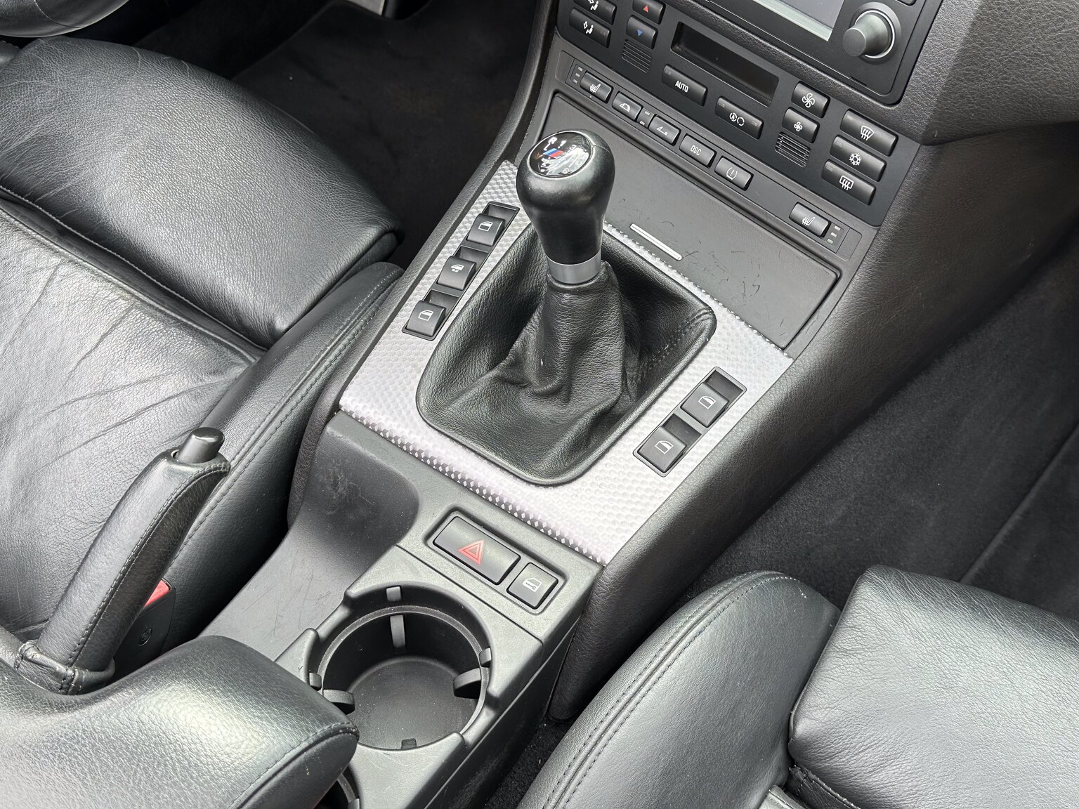 Innenraumfoto von 2005 BMW 330Ci
