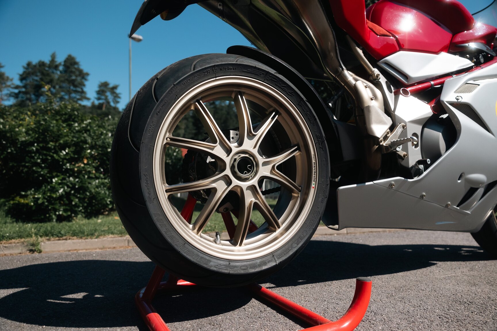 Aussenfoto 2004 MV Agusta F4 1000 AGO