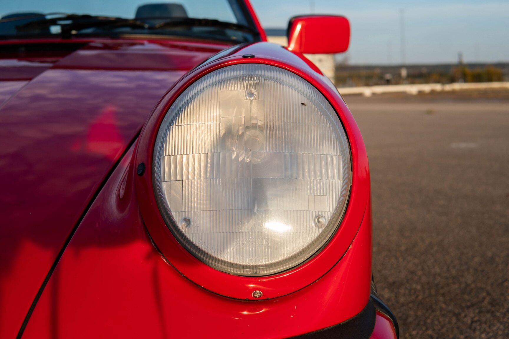 Exteriörbild på 1987 Porsche 911 Carrera Cab 3.2