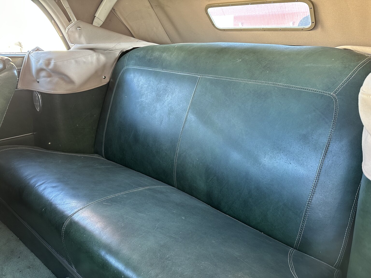 Interiörbild 1950 Chrysler Windsor Convertible (17)