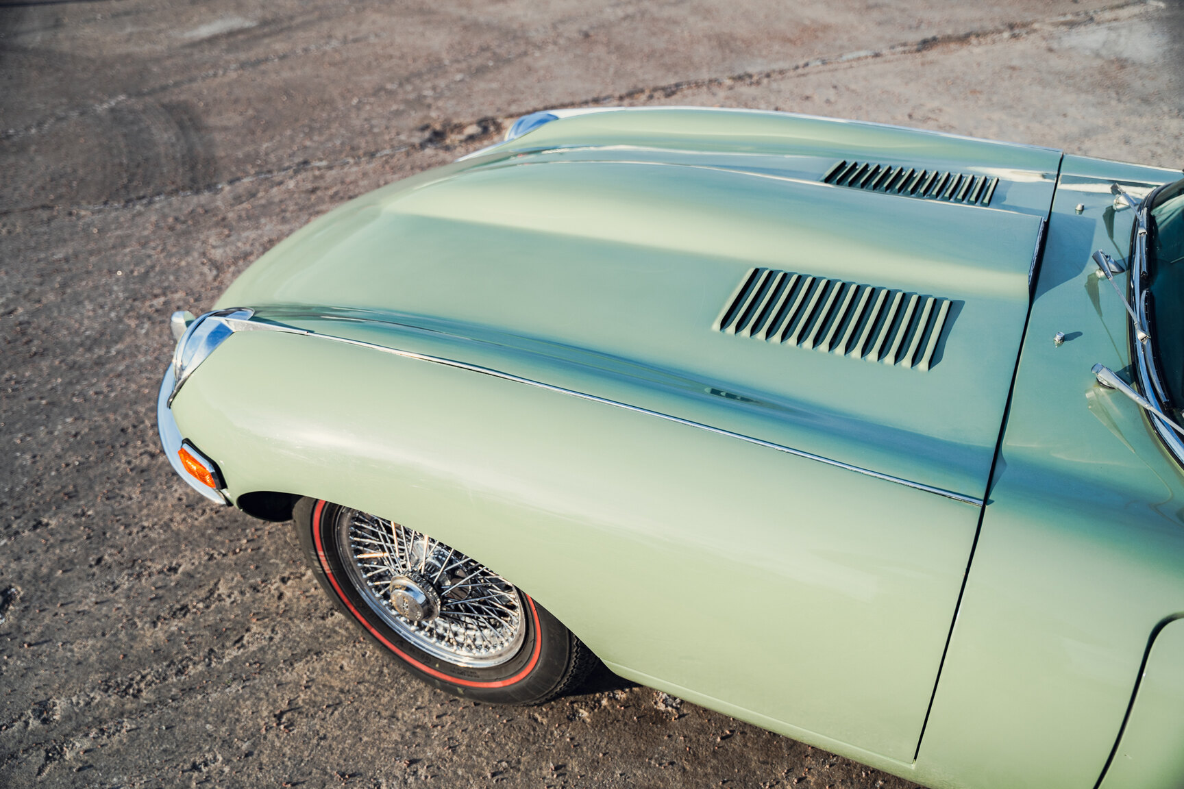 Exteriörbild på 1970 Jaguar E-Type Roadster