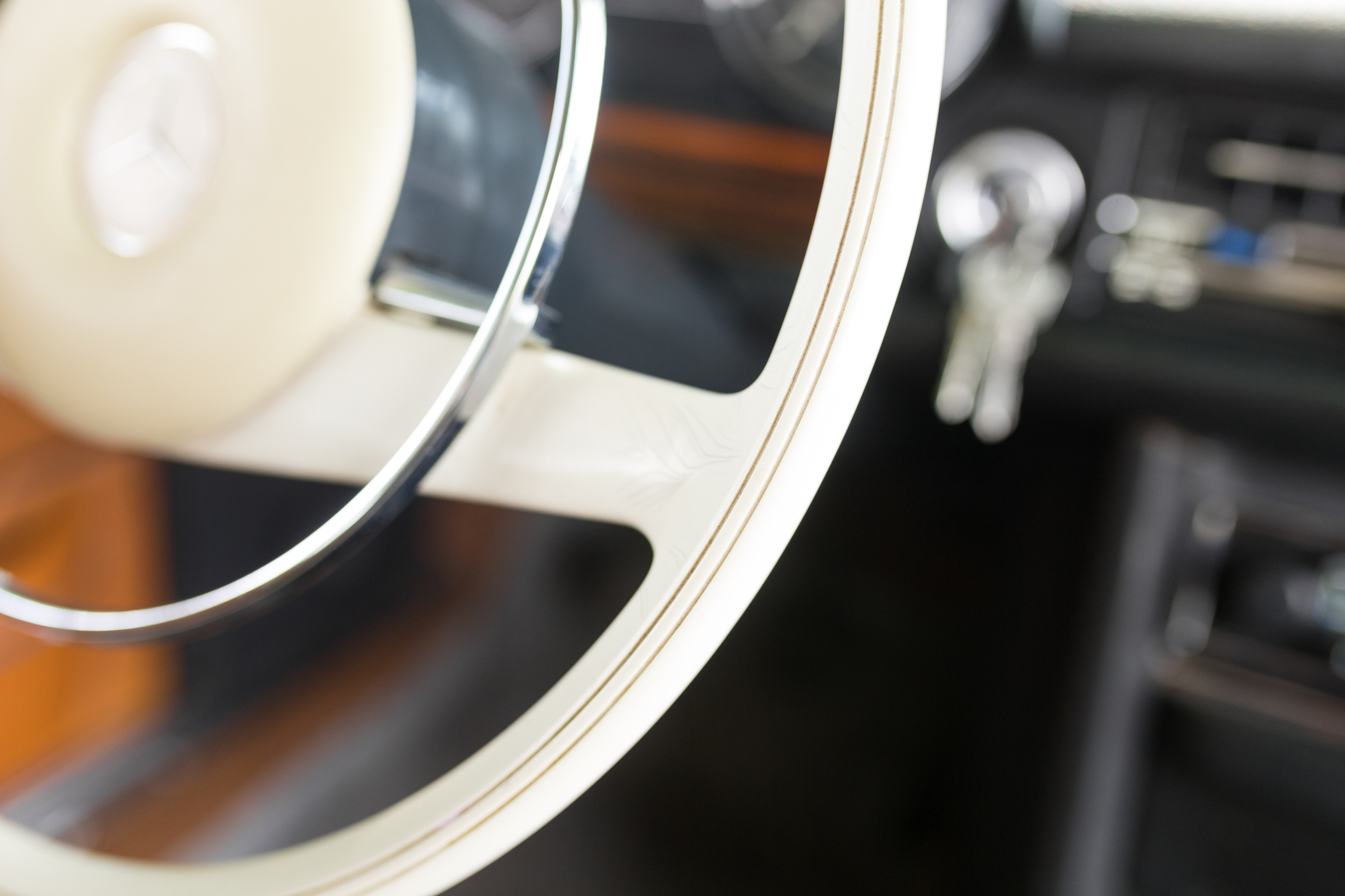 Innenraumfoto von 1971 Mercedes 250 C