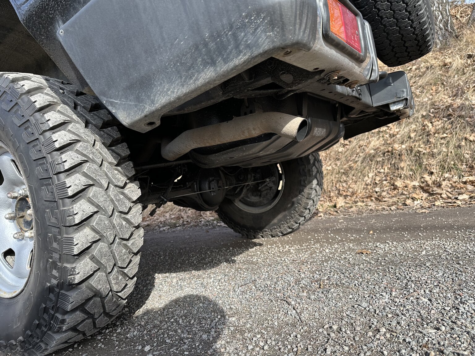 Exterior image of 1993 Toyota Land Cruiser Serie 70