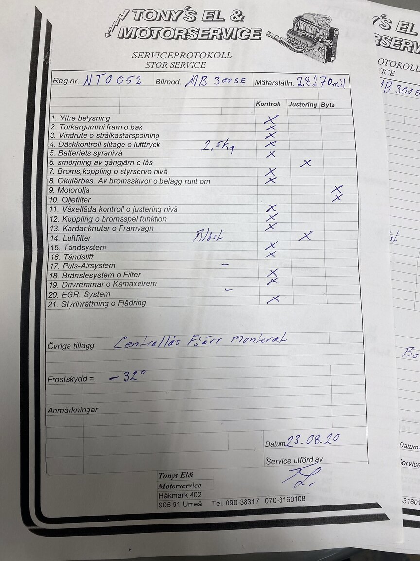 Dokumentation för 1988 Mercedes-Benz 300 SE (2)