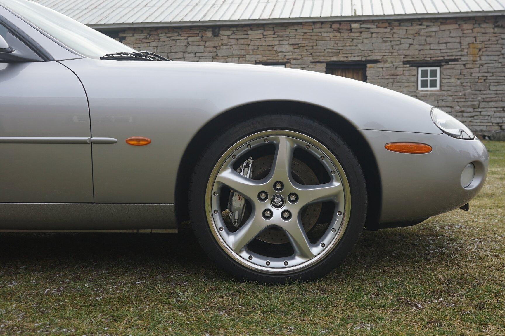 Exterior image of 2001 Jaguar XKR Silverstone