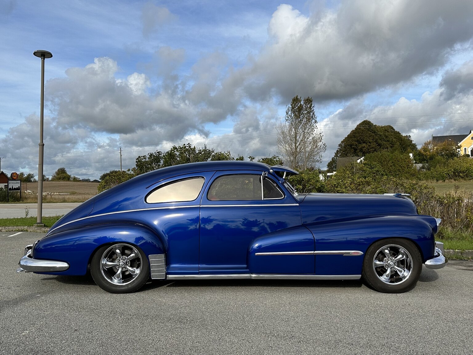 Exterior image of 1948 Oldsmobile Dynamic 78 Club Sedan (44)