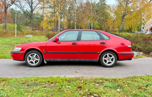 2003 Saab 9-3 5-dörrar – Exteriör