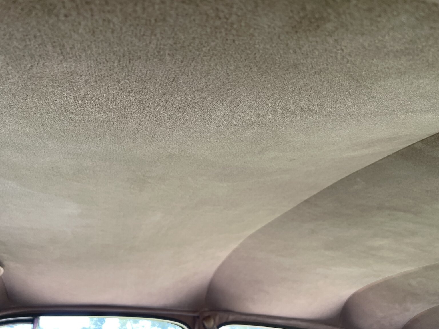 Interior image of 1940 Hudson Modell 40 Traveller Brougham 