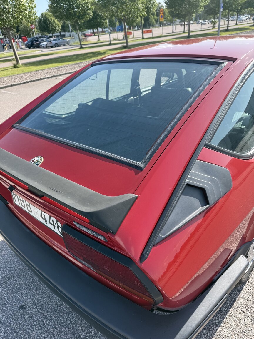 Aussenfoto 1986 Alfa Romeo Alfetta GTV 2.0