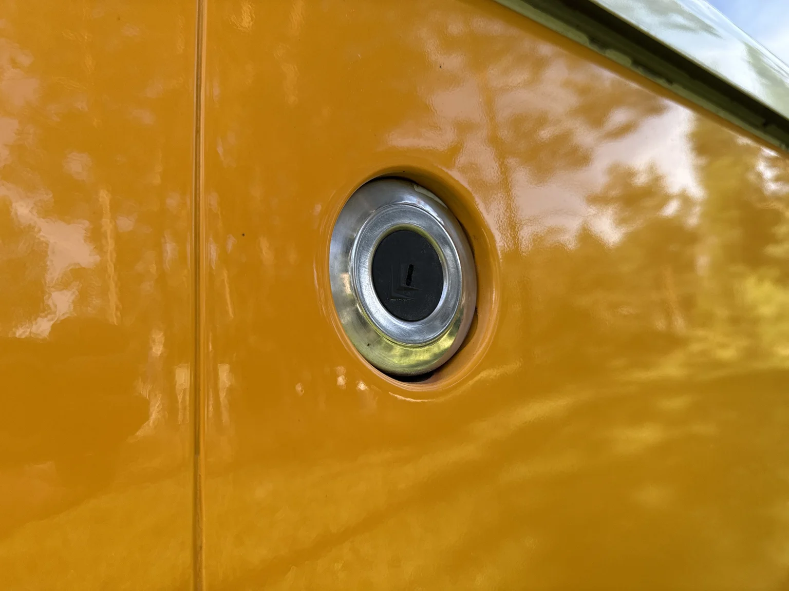 Aussenfoto 1975 Volkswagen Transporter Campervan (58)