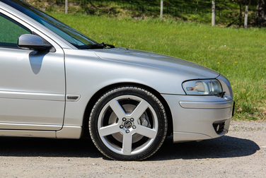 Exteriörbild på 2005 Volvo V70 R AWD