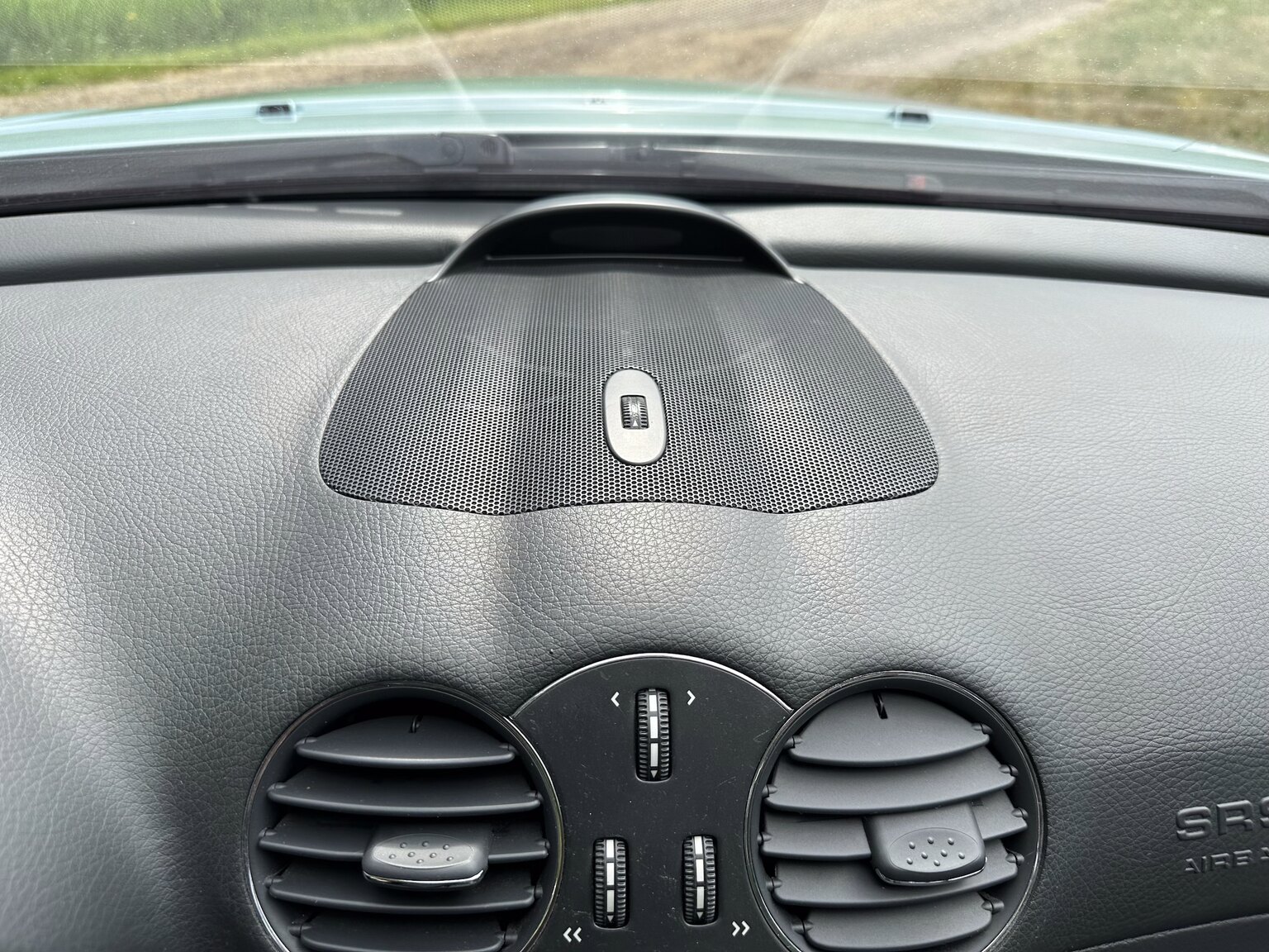 Innenraumfoto von 2003 Mercedes CLK 500