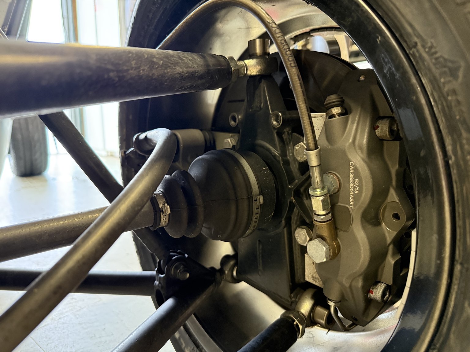 Image of 2016 Ariel Atom 3.5 Cup mechanics