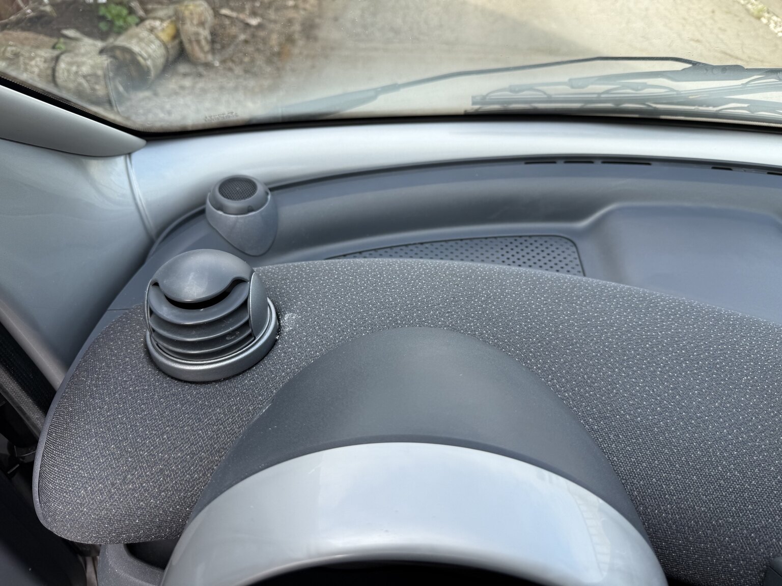 Interior image of 2005 Smart Fortwo 0.7