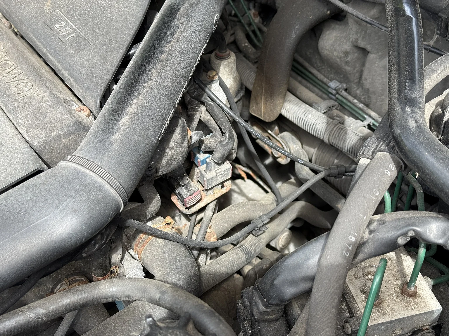 Image of 2002 Saab 9-3 2.0T SE Convertible – NO RESERVE (15) mechanics