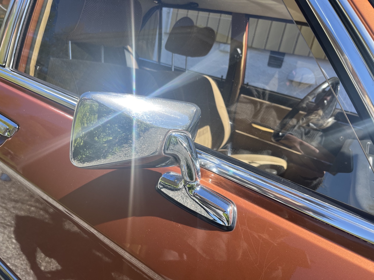 Exterior image of 1977 BMW 518 (19)