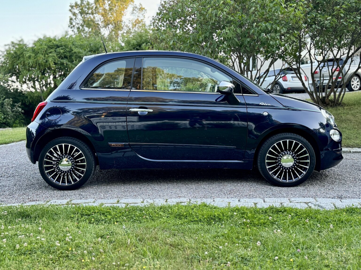 Exteriörbild på 2017 Fiat 500 Riva