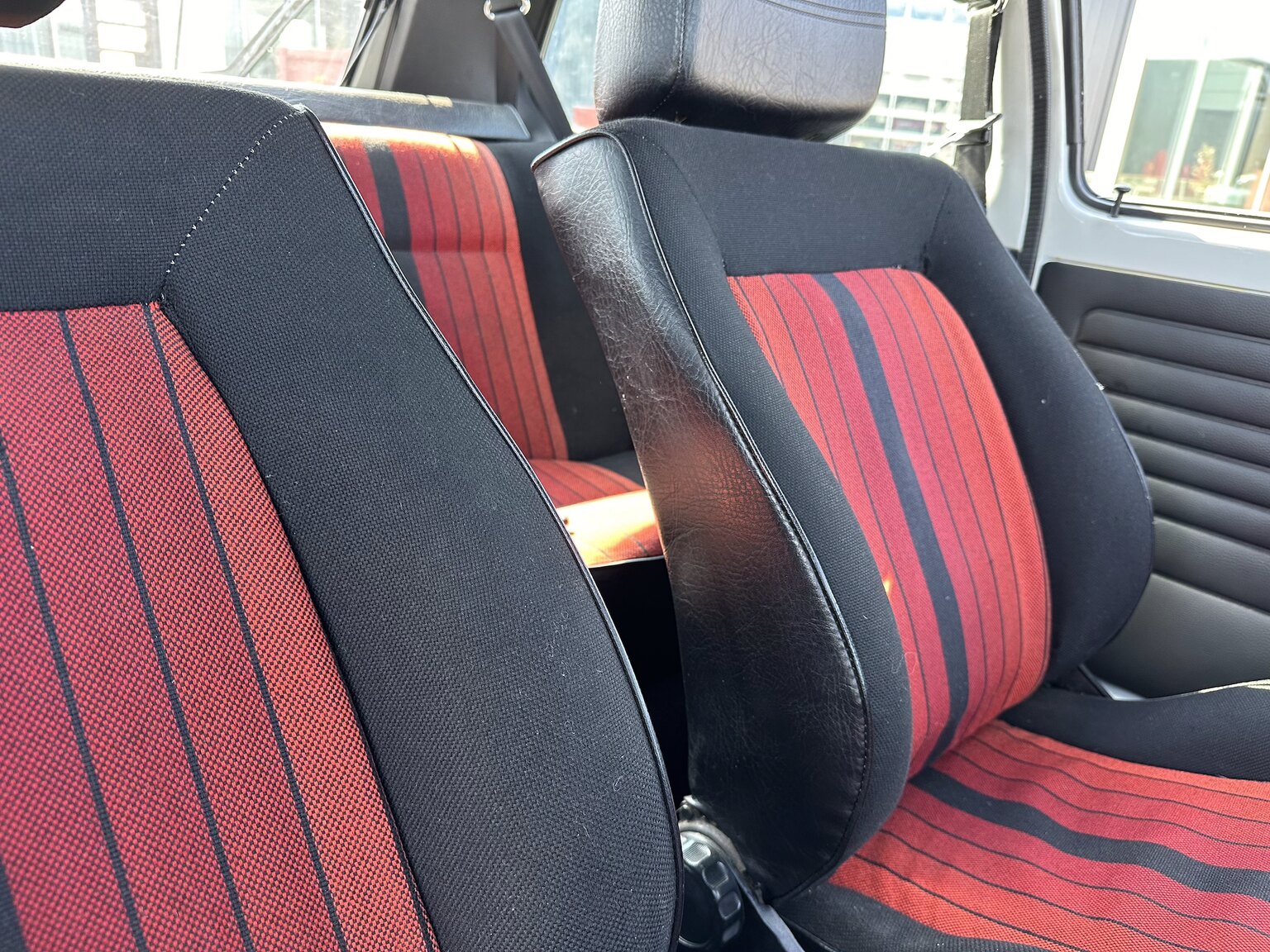 Interiörbild 1984 Volkswagen Golf GTI 