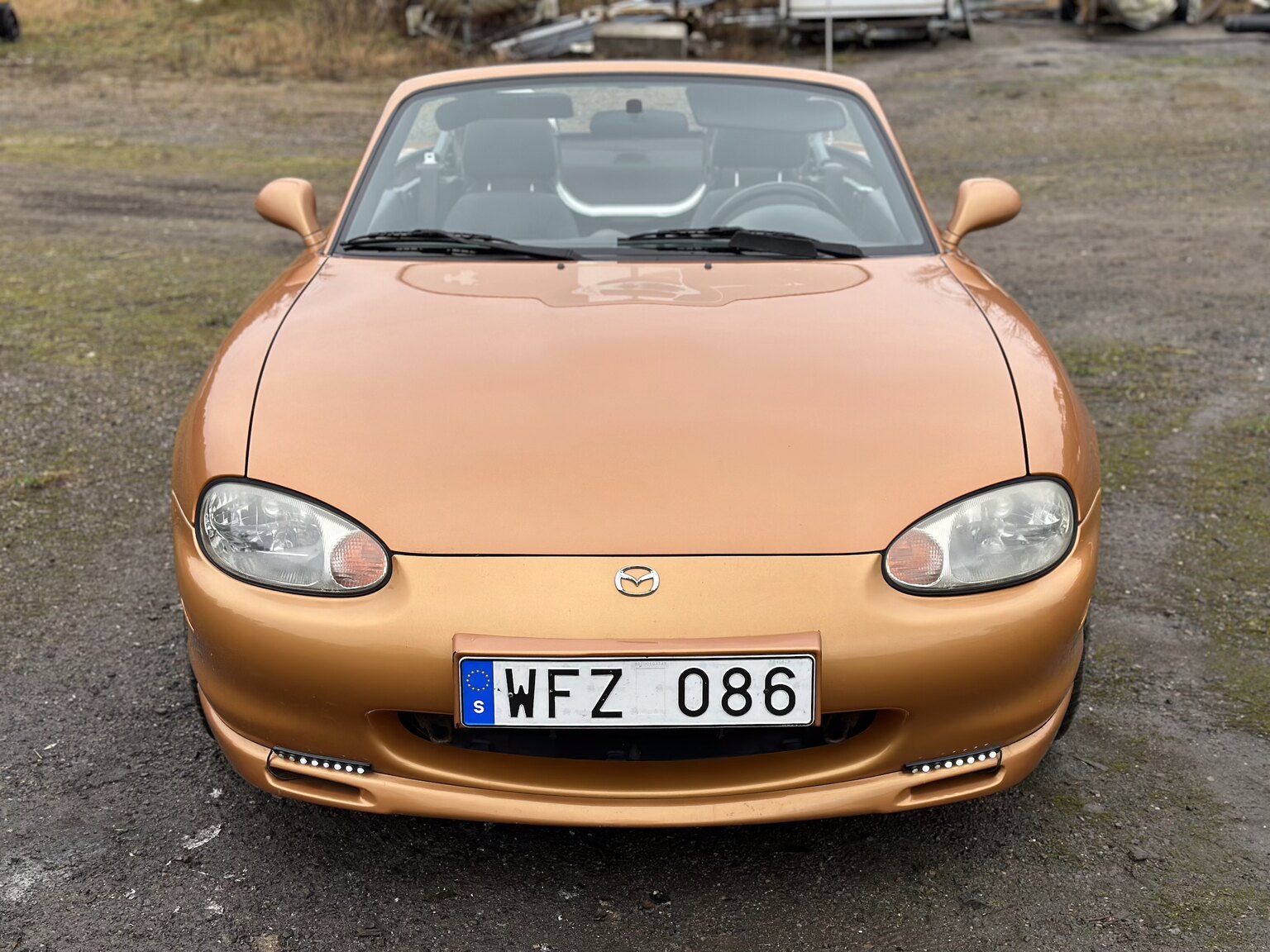 Exteriörbild på 1998 Mazda Miata MX-5 NB