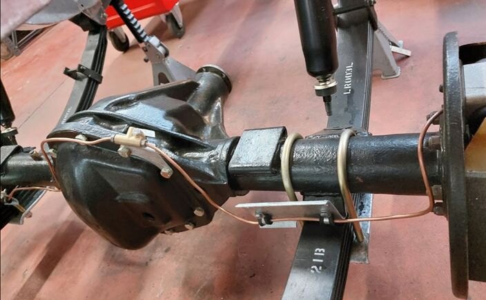 Image of 1991 Range Rover Restomod mechanics