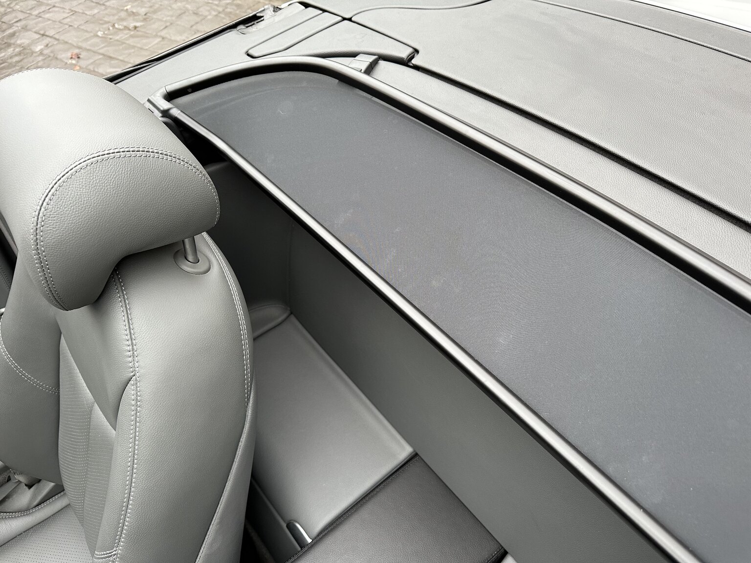 Exteriörbild på 2005 Mercedes-Benz SL 350
