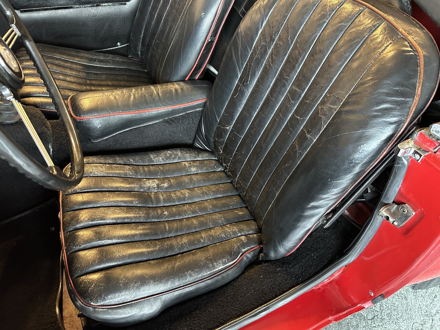 Interior image of 1959 MG MGA Roadster