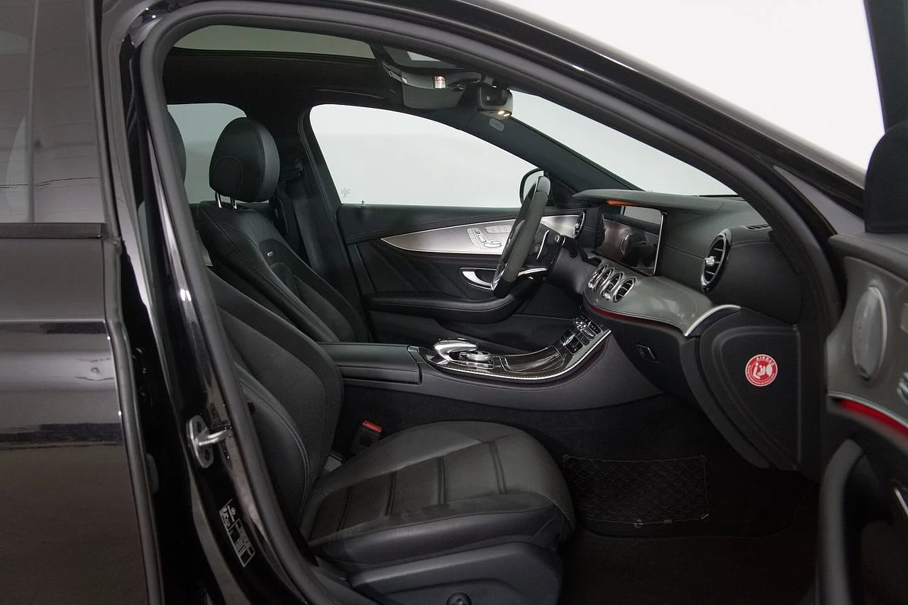 Bild von 2019 Mercedes-Benz E53 (15)