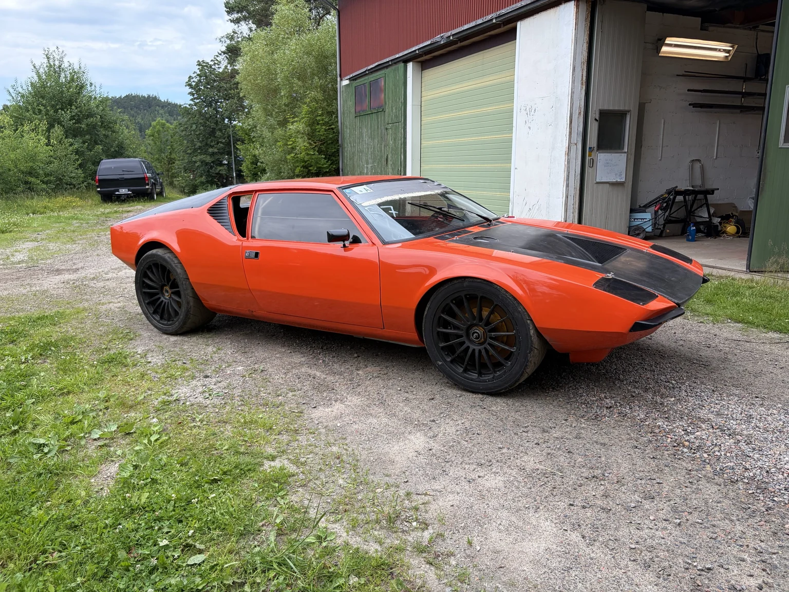 Aussenfoto 1972 De Tomaso Pantera LS Restomod (49)