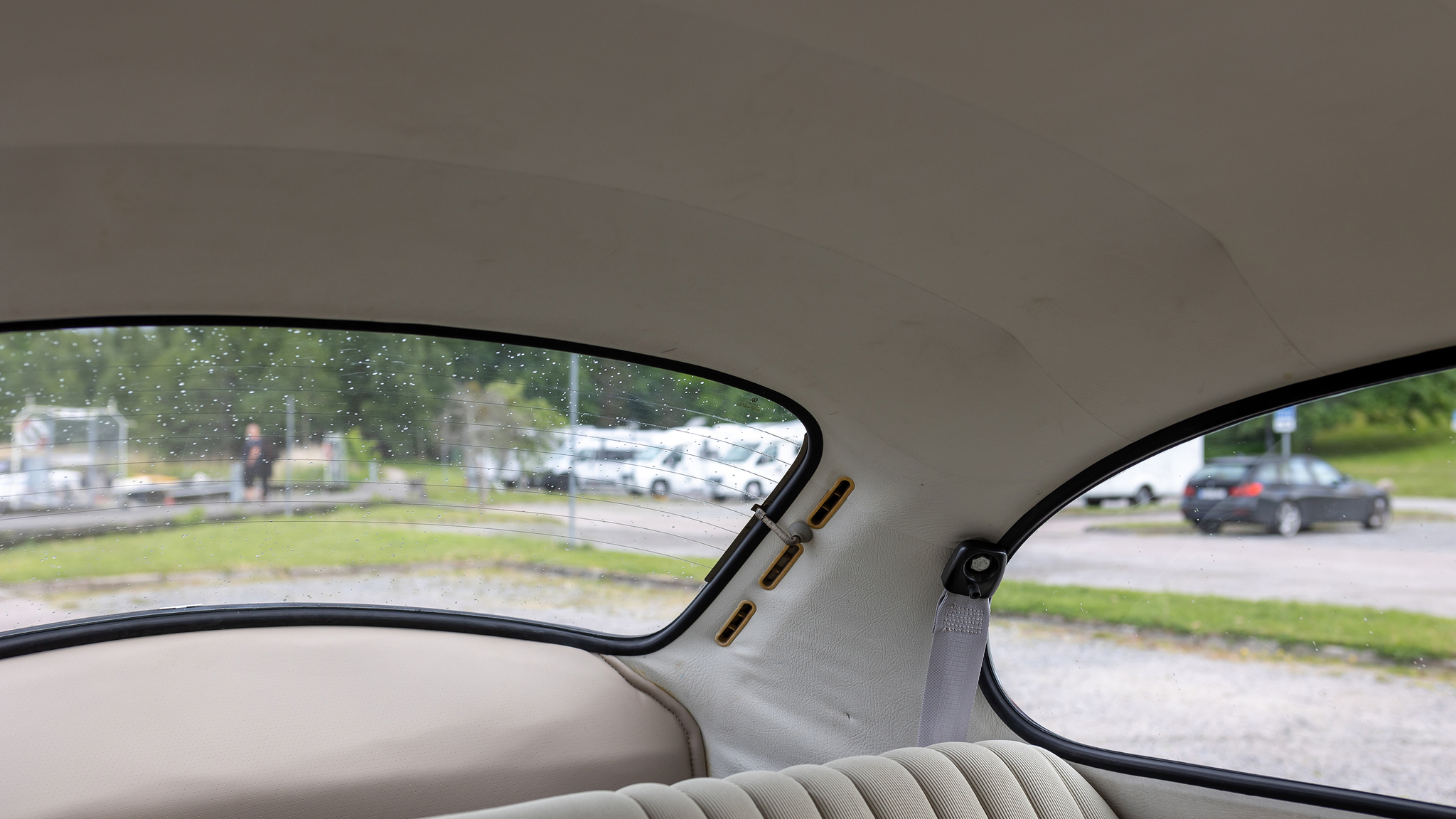 Innenraumfoto von 1973 Volkswagen Beetle 1303S 1600 (17)