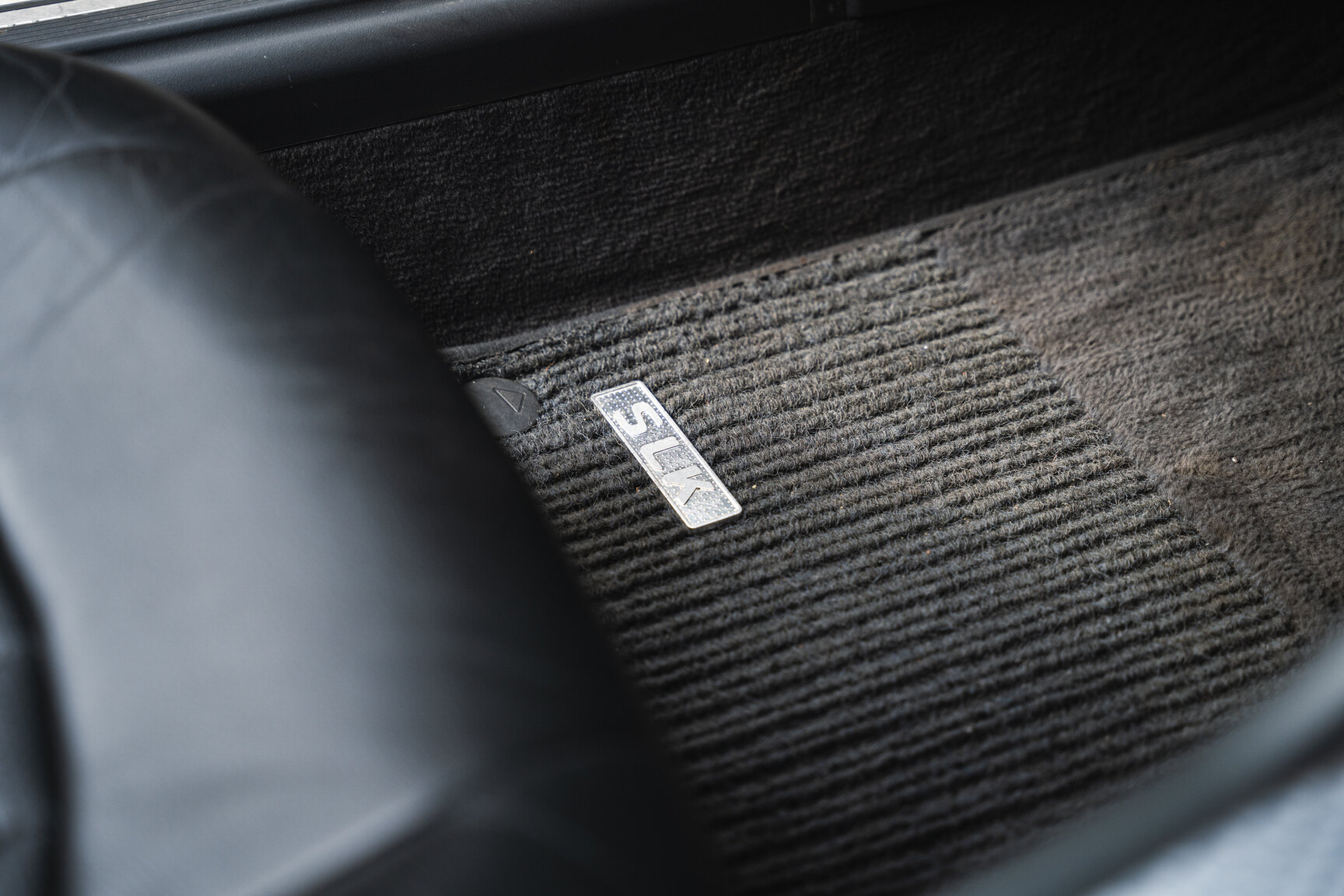 Interior image of 2001 Mercedes-Benz SLK 32 AMG