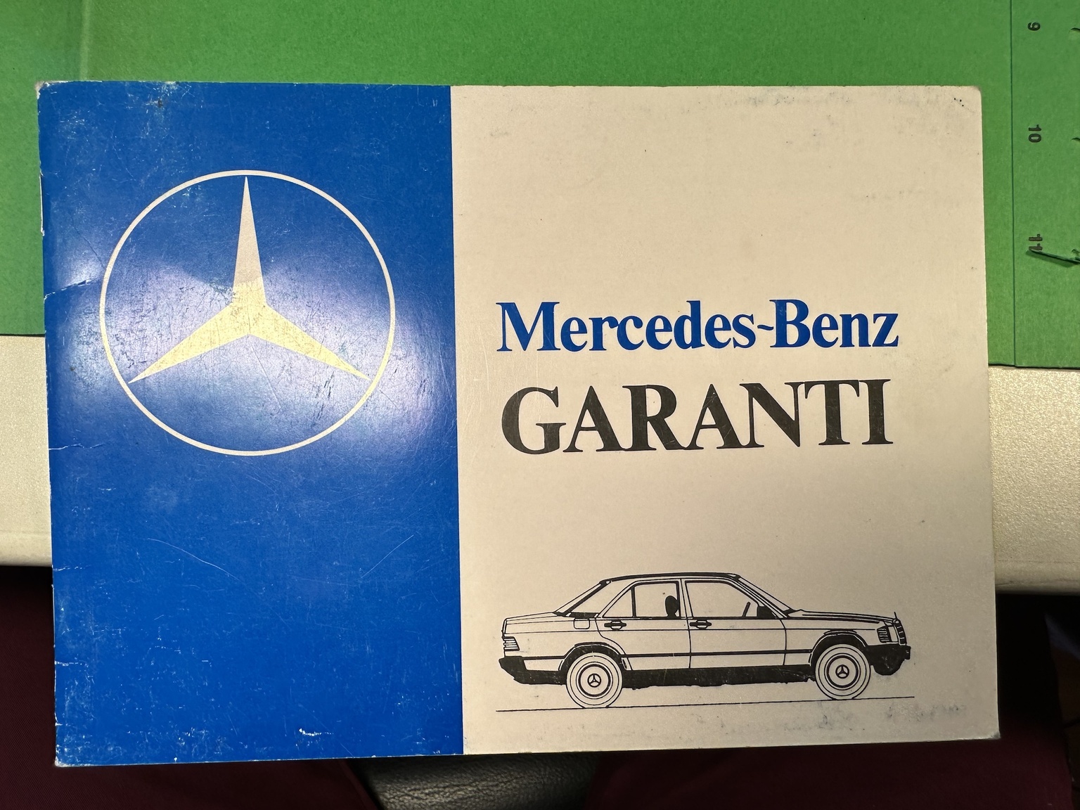 Dokumentation för 1985 Mercedes-Benz 200