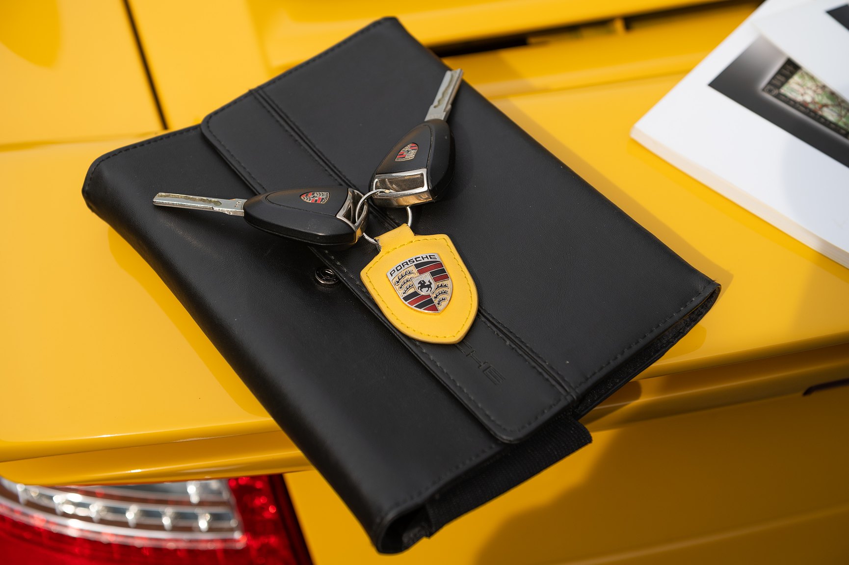 Documentation for 2009 Porsche 911 Carrera (3)