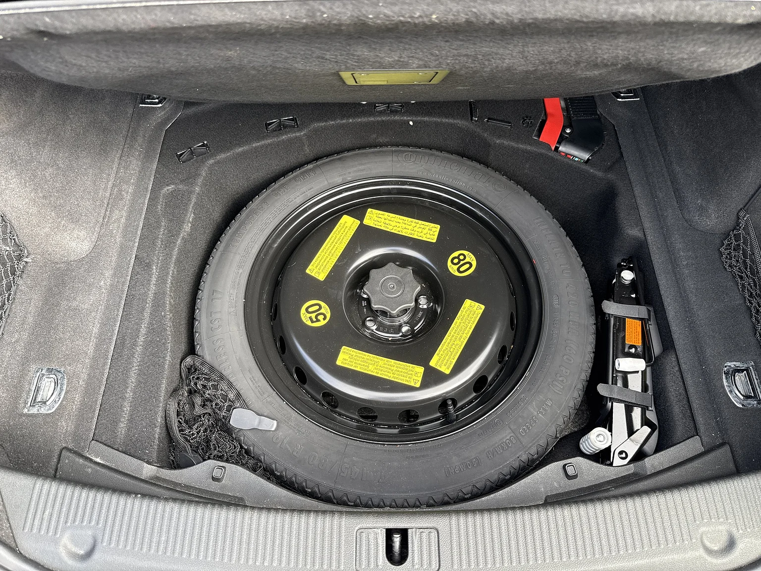 Interiörbild 2014 Audi A8 4.0 TFSI (125)
