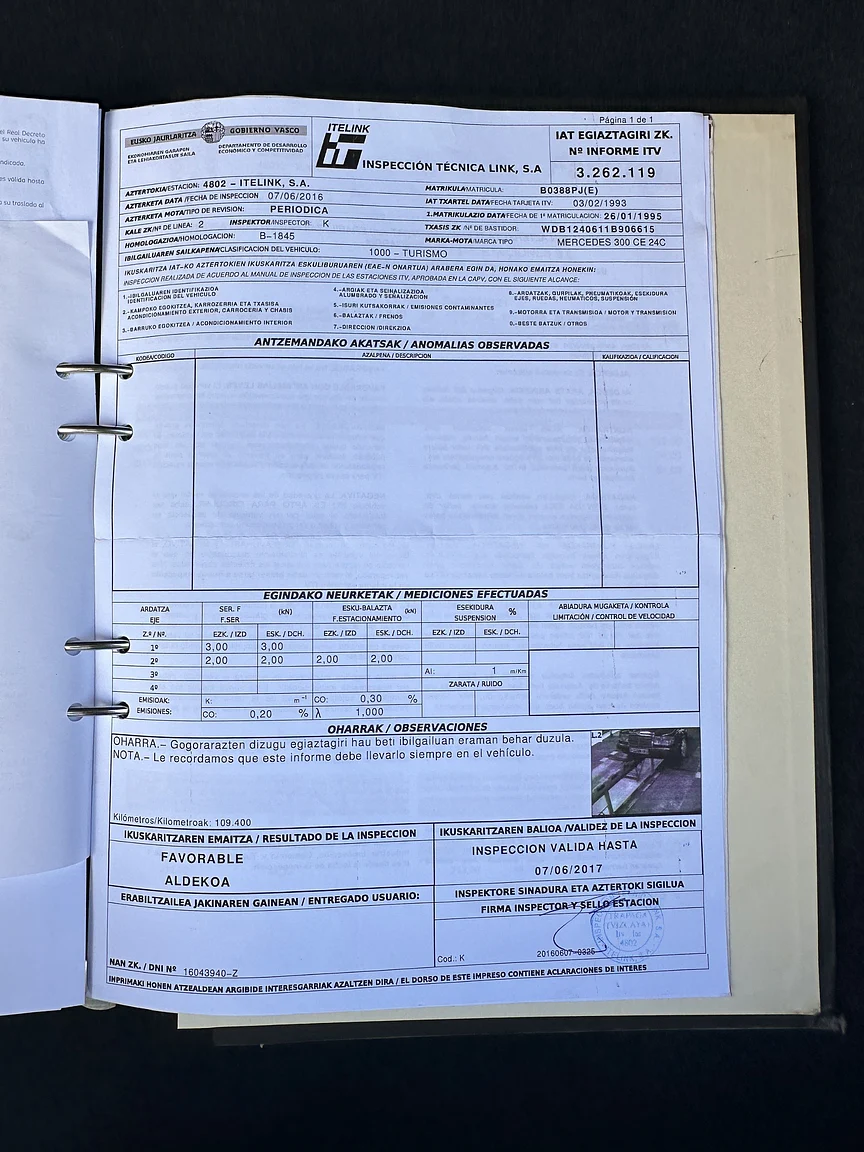 Dokumentation för 1993 Mercedes-Benz 300 CE-24 Cabriolet (37)