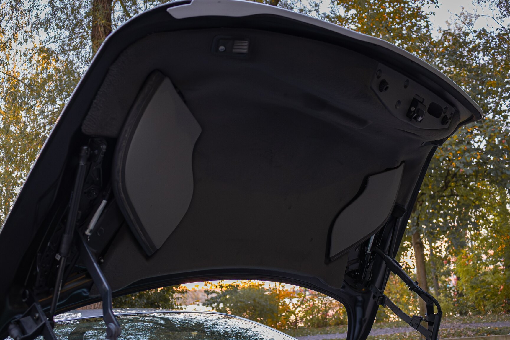 Interior image of 2002 Mercedes-Benz SL 500