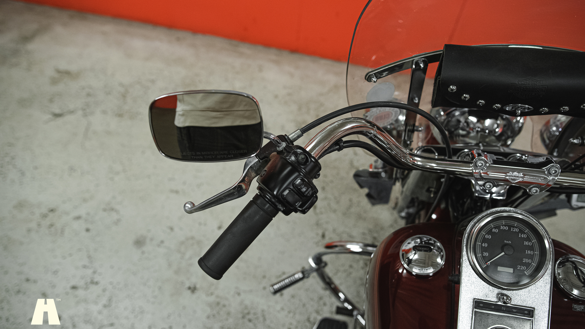Exterior image of 2002 Harley-Davidson Heritage Softail Classic